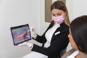 Zahnarztpraxis Werderstrasse - Behandlung